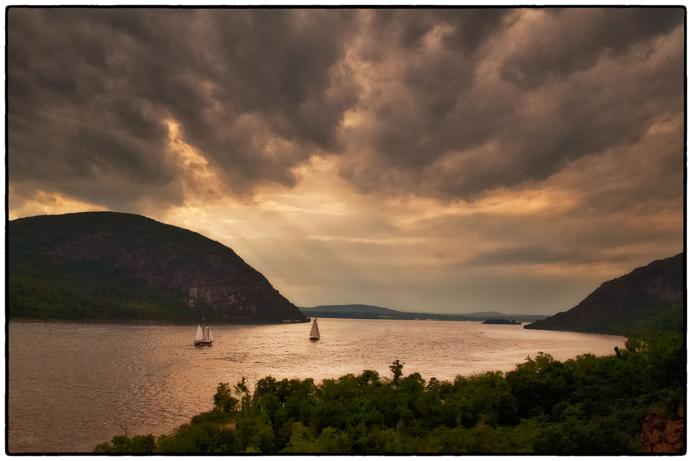 Storm King Mt.